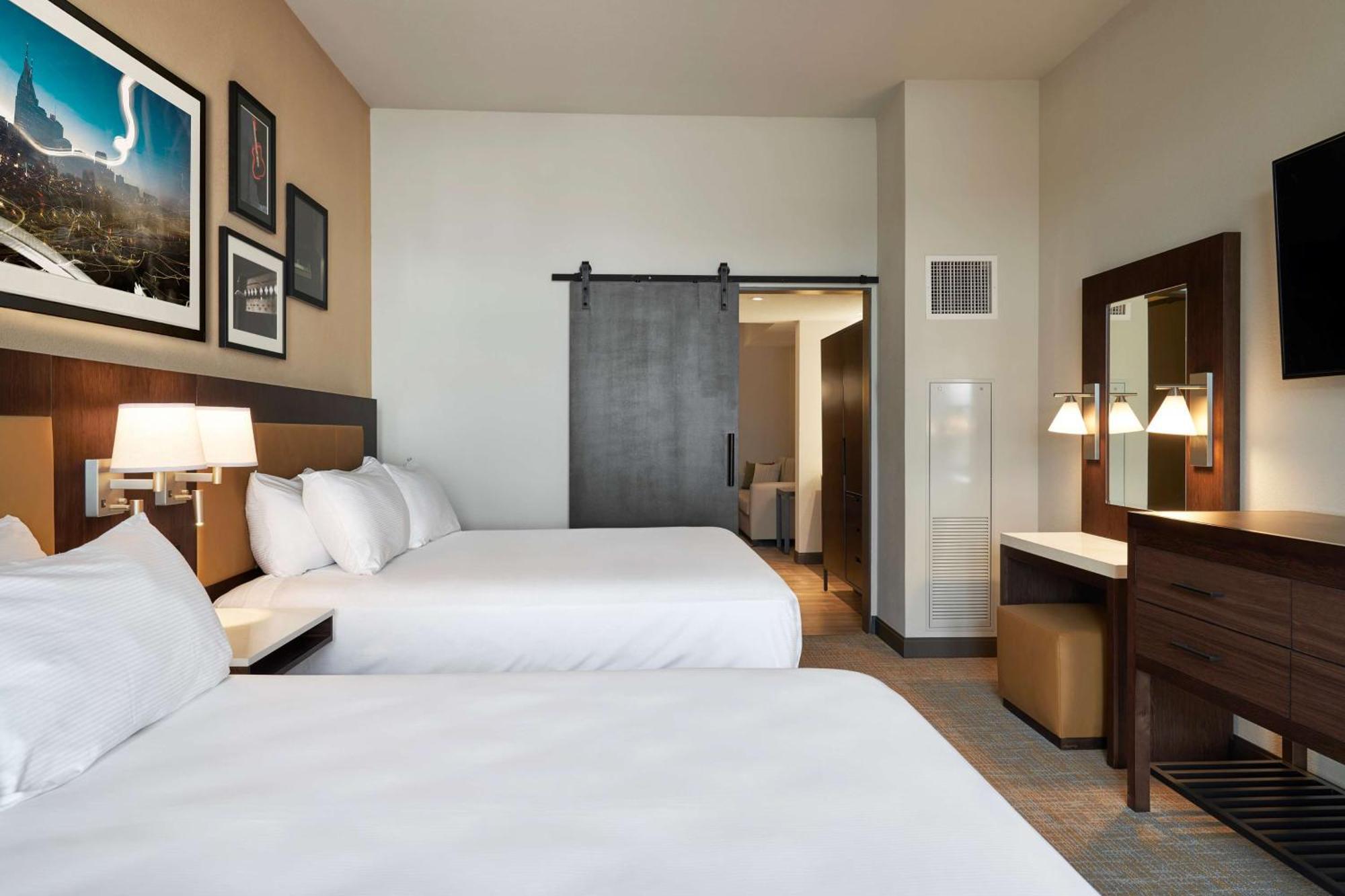 Embassy Suites By Hilton Nashville Downtown Buitenkant foto